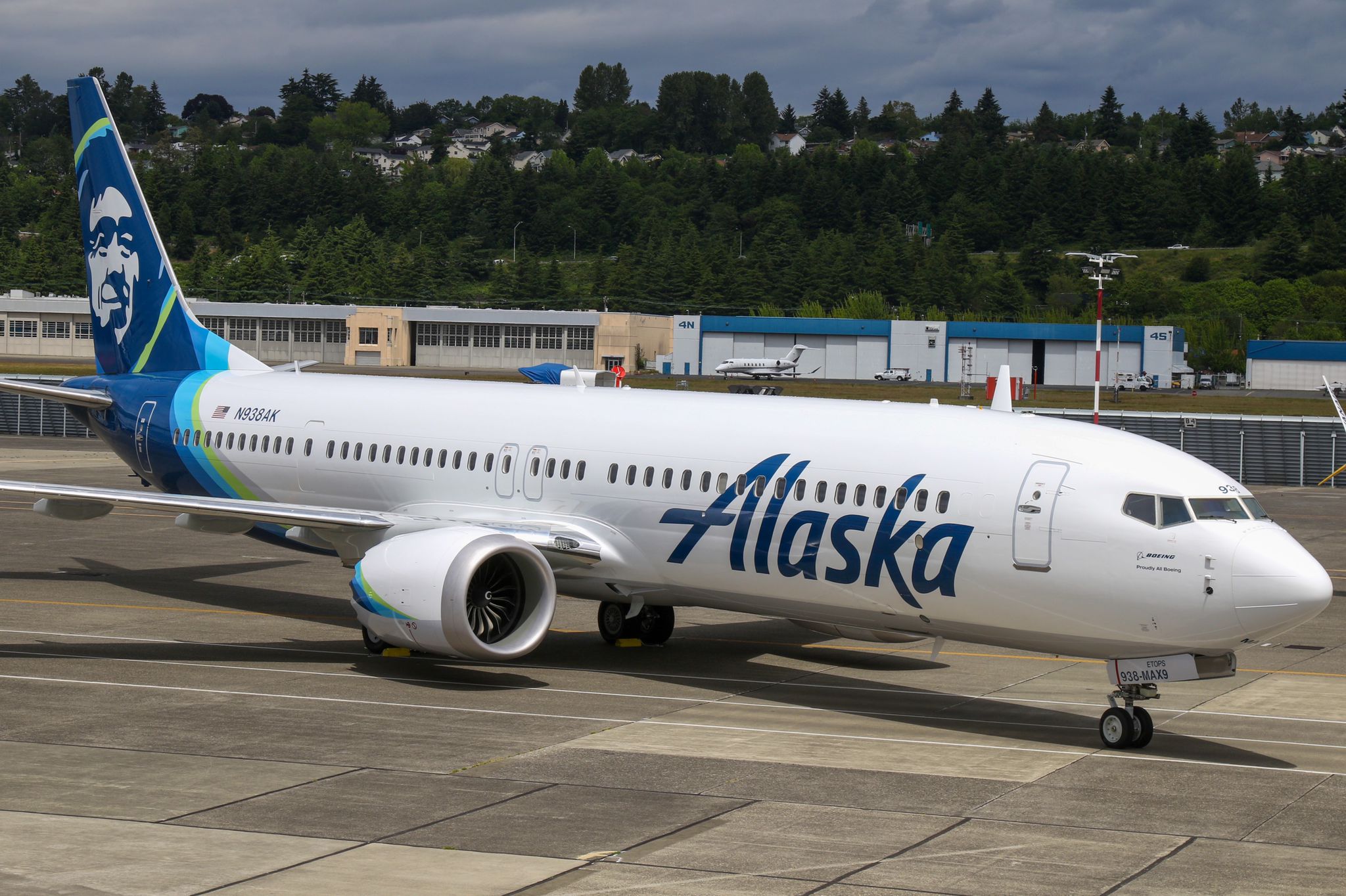 Whitney Lynn, evangelist who preached on Alaska Airlines Flight 708