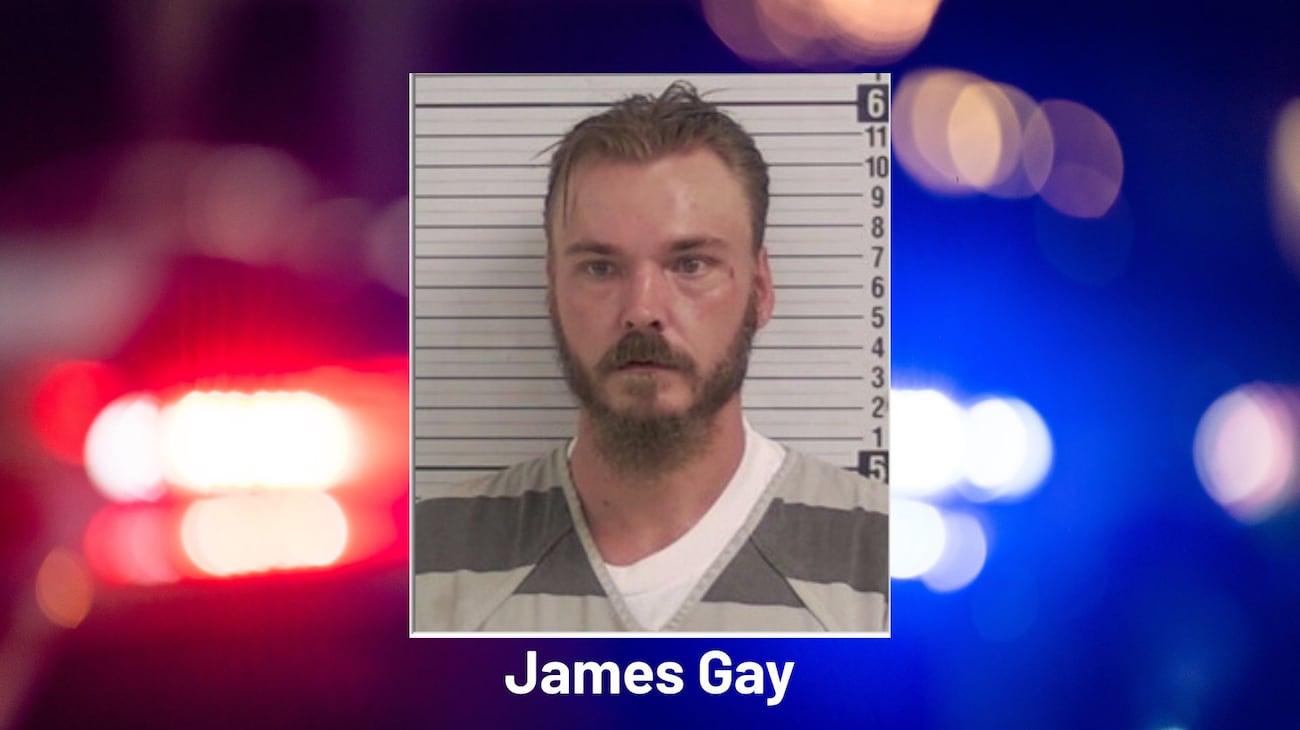 Florida men fight over love interest with hatchet, machete in Publix parking lot
