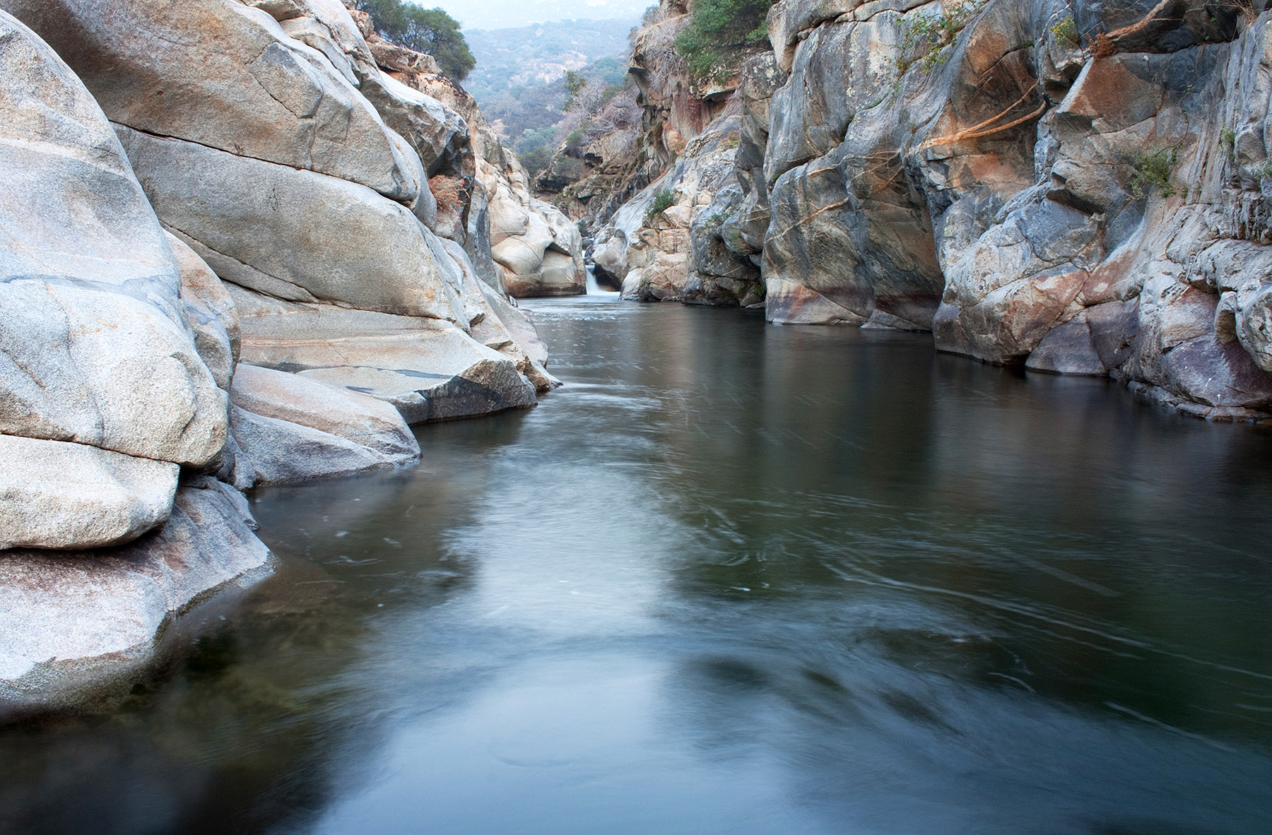 Sequoia National Park's Kaweah River and surrounding landscape