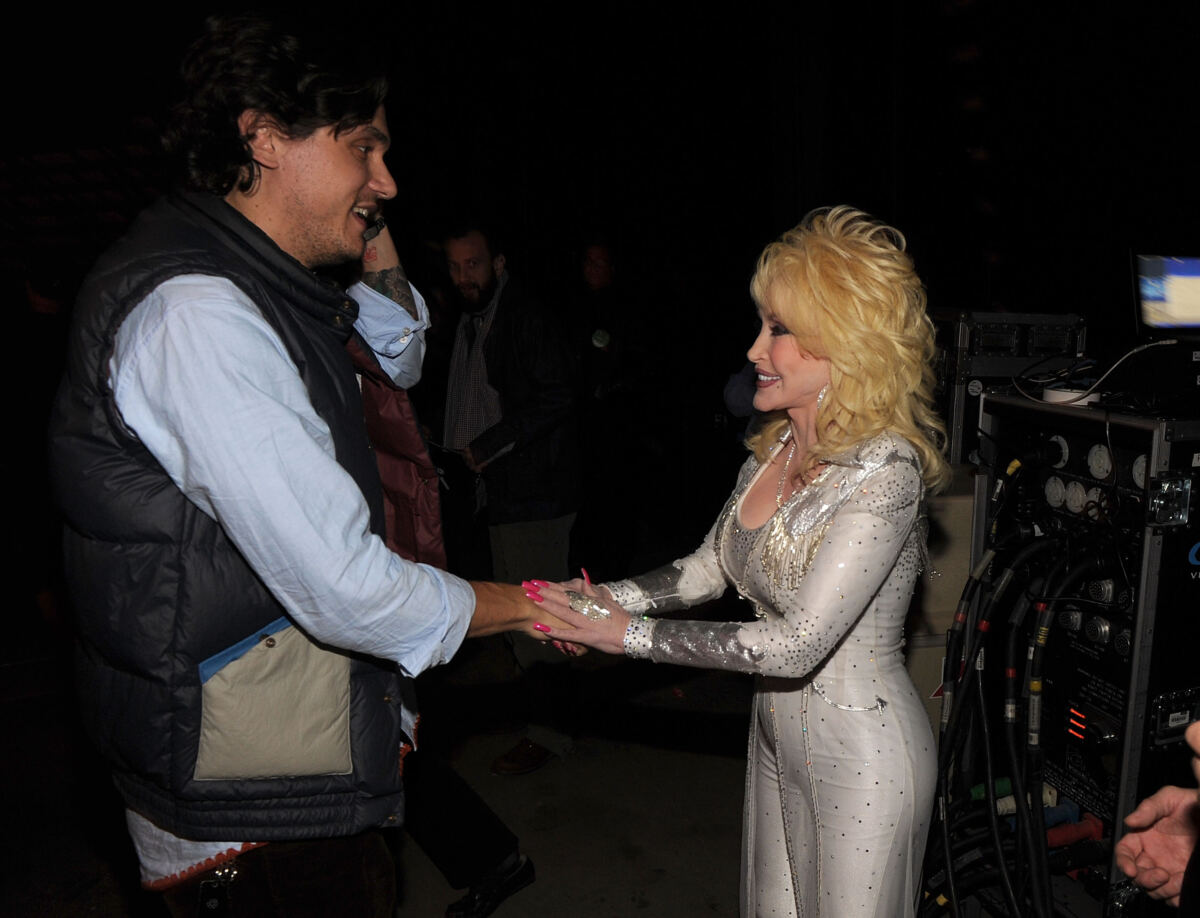 John Mayer salutes Dolly Parton with a guitar solo at starry Hamptons show
