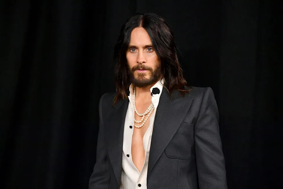 Jared Leto got 'handsy,' creeped out bartender, sent shower selfie - 'bombarded me with texts'