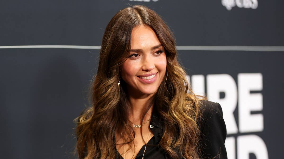 Jessica Alba and Honor, 18, get matching mother-daughter tattoos before teen starts college