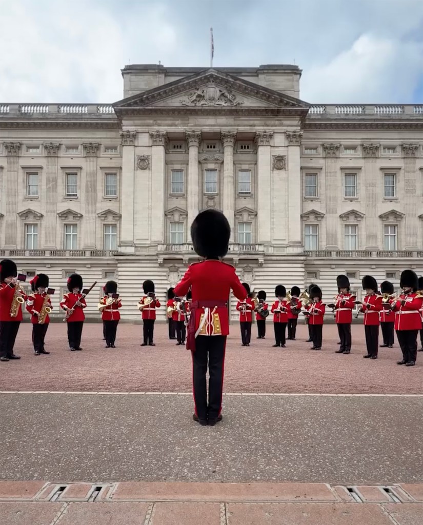 Dolly Parton honored by royal family in moving Buckingham Palace tribute