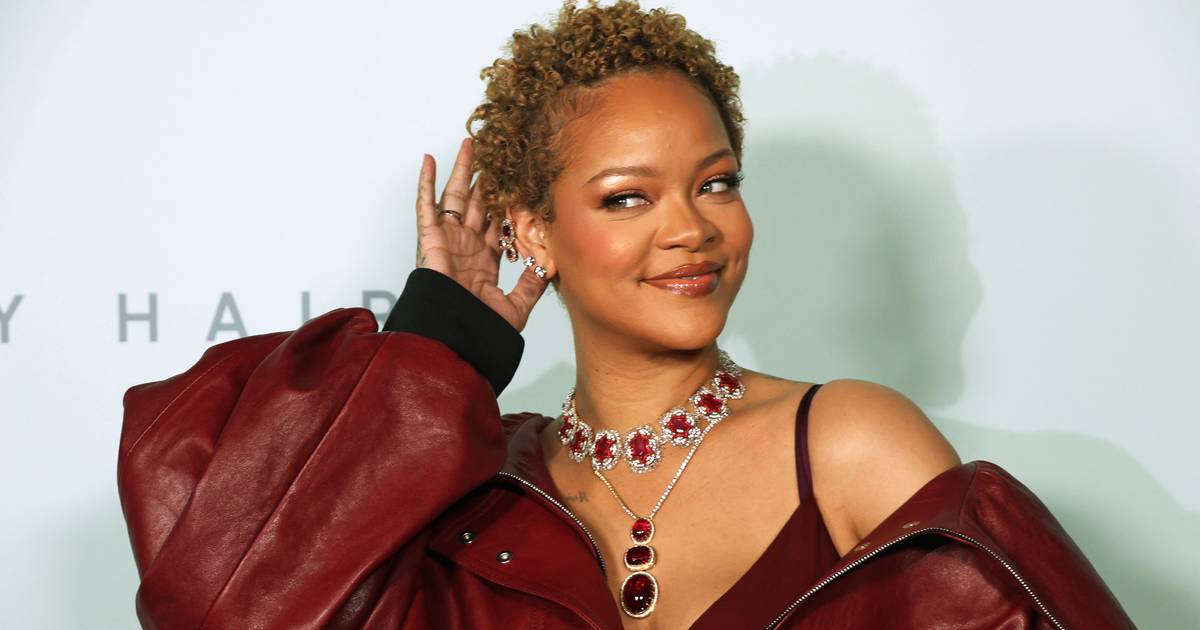 Rihanna dares to bare in bejeweled Carnival outfit at Barbados’ Crop Over 2026