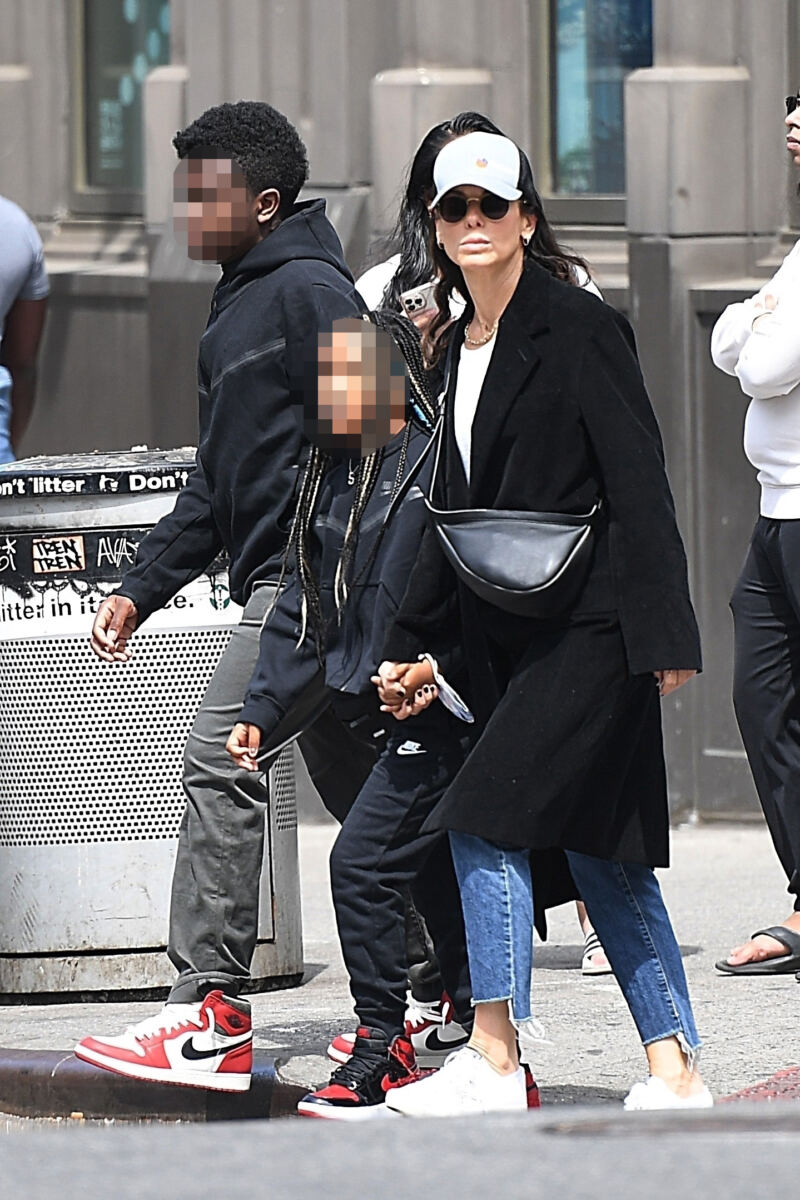Sandra Bullock details difficult conversations she had with her kids about late partner Bryan Randall’s ALS diagnosis