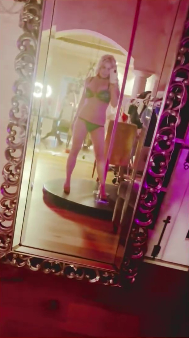Britney Spears models lingerie while reflecting on feeling ‘like a robot’ during restrictive conservatorship