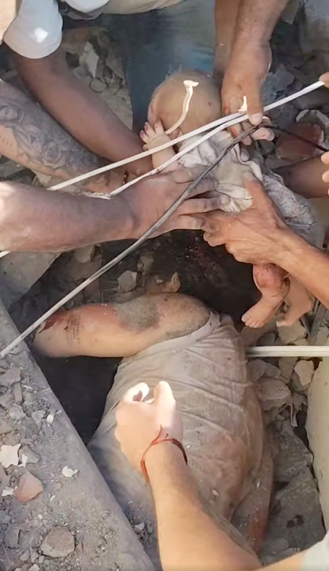 Astonishing video shows baby rescued from rubble as Colombian quake toll tops 250