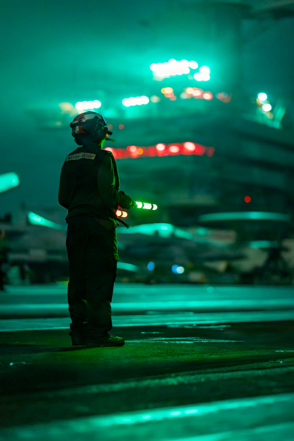 Iran war commander praises USS Abraham Lincoln’s ‘performance for the ages’ following reports sailors tried to jump overboard