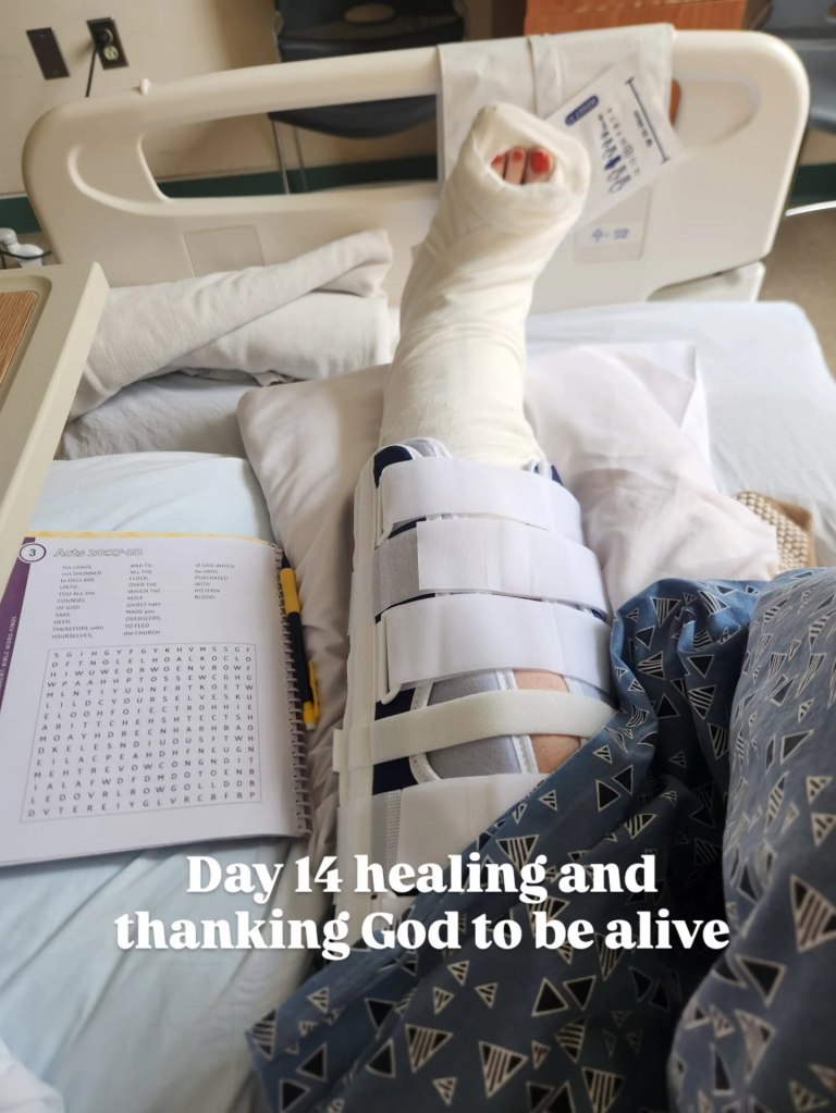 Taylor Swift donates $50K to heroic mom who nearly died saving teens from horror car crash