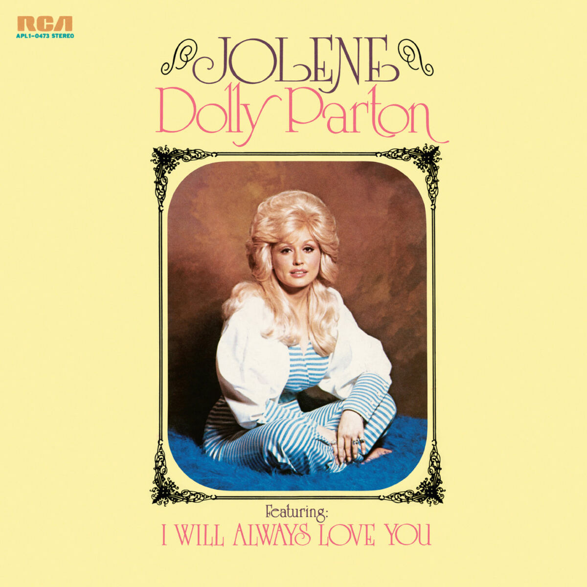 Dolly Parton’s big hair and bedazzled looks made her a fashion icon