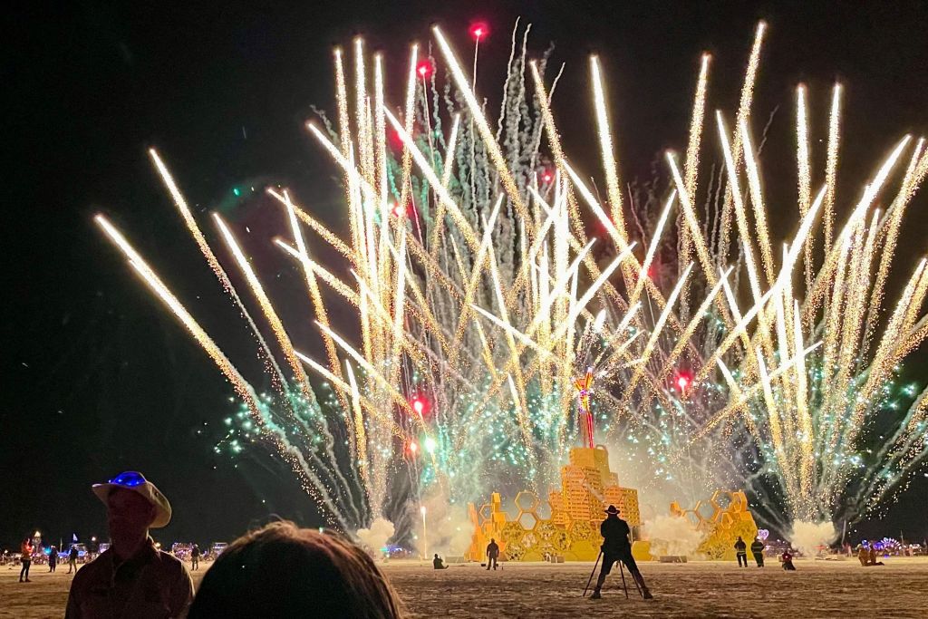 Cheap tickets to infamous Burning Man festival suddenly appear — travel includedÂ