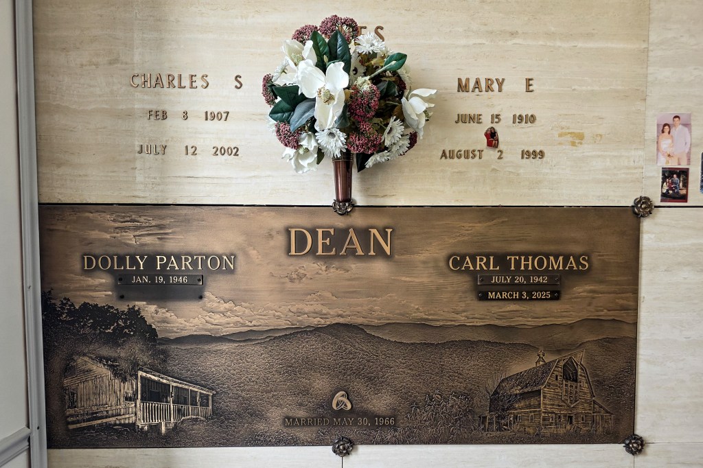 Dolly Parton ‘wasn’t doing well,’ ‘took a step back from public’ after tragic loss of husband