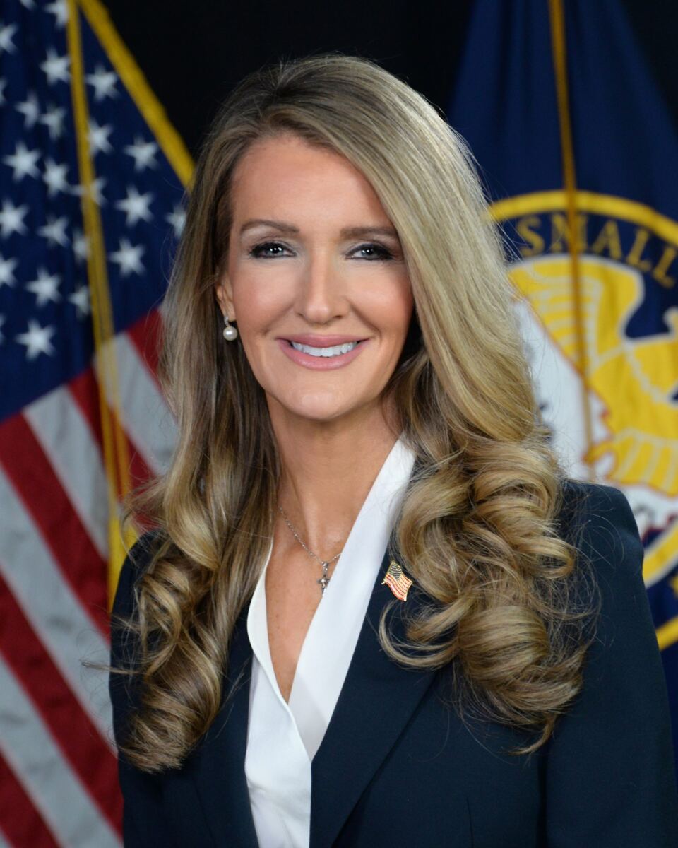 High-ranking Trump official's awkward video leaves people convinced it's her 'first day on Earth'