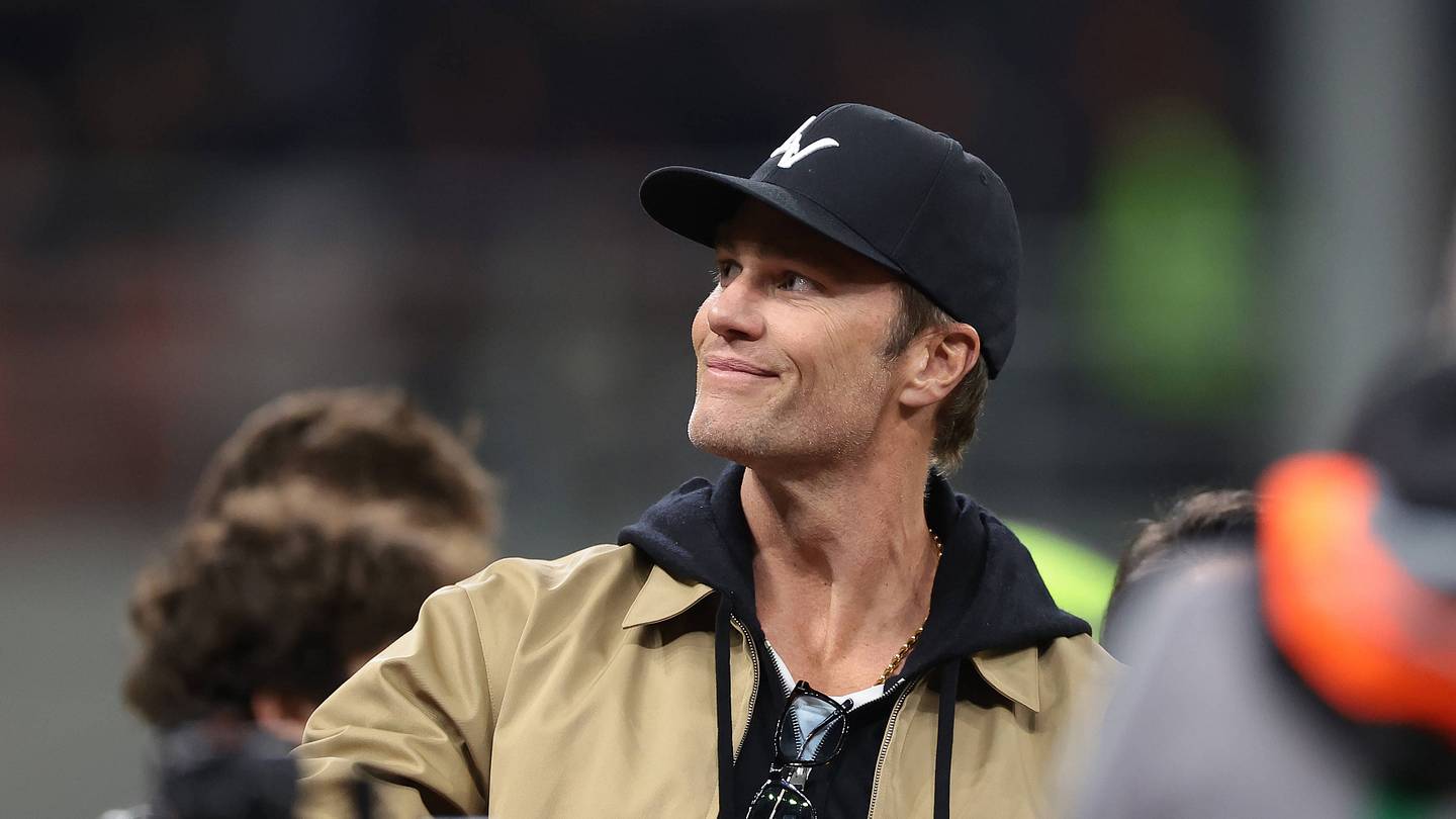 Tom Brady spotted in awkward swimsuit moment during steamy yacht shower in France