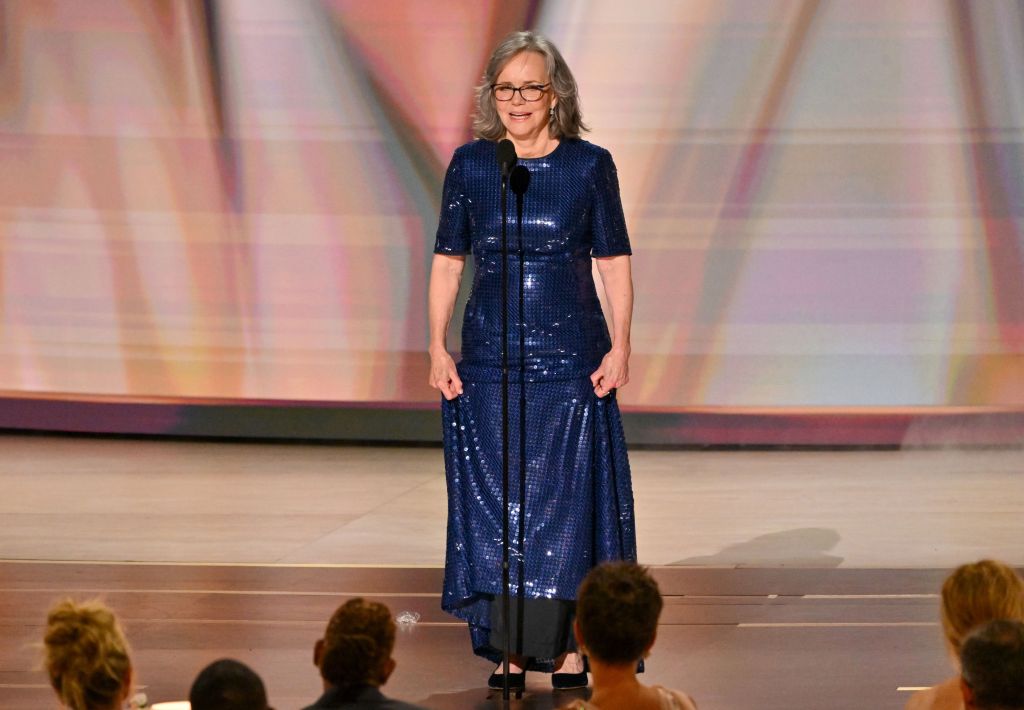 Jamie Lee Curtis breaks down in tears honoring Rob Reiner during Emmys 2026 in memoriam