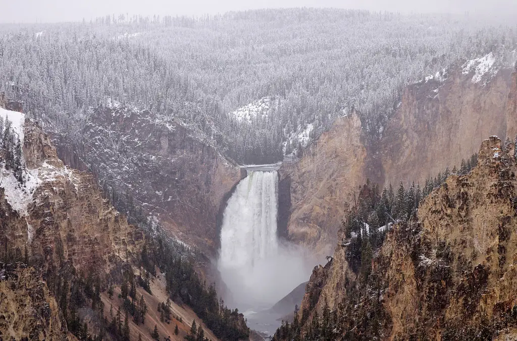 ‘Worst-case scenario’ Yellowstone eruption could cause 1.3 billion premature deaths, scientists say