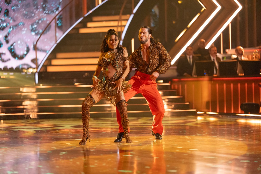 ‘Dancing With the Stars’ eliminates another couple during ‘Viral Hits Night’