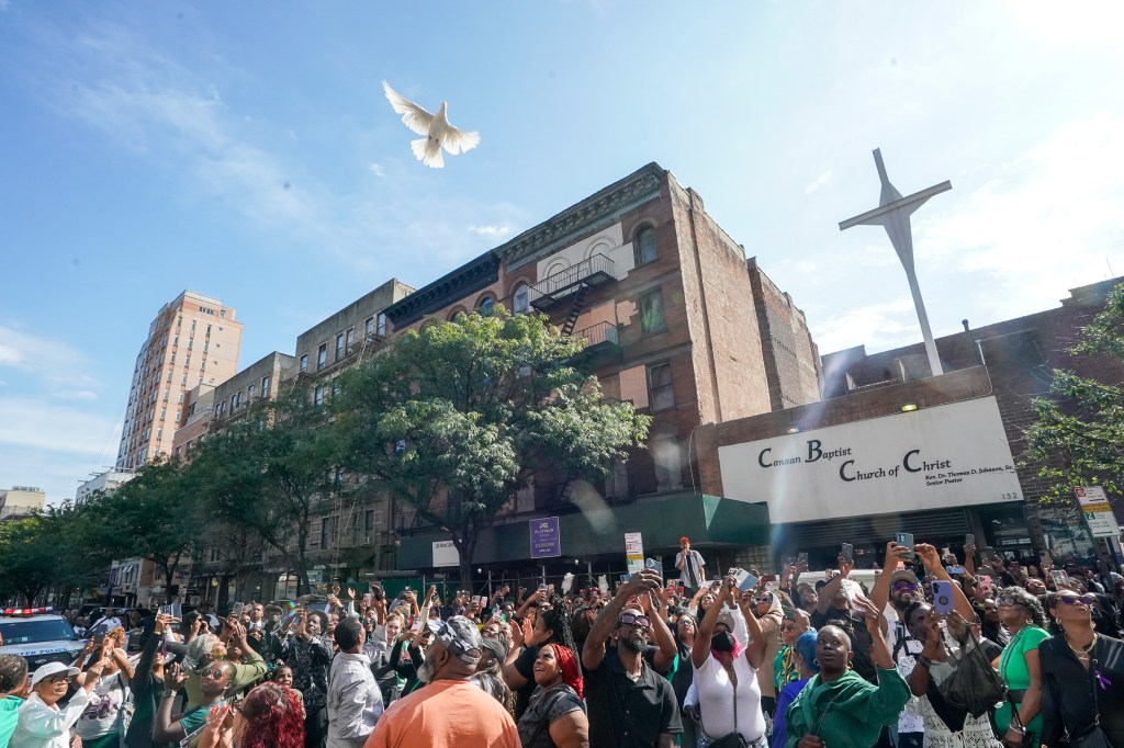 Mourners flood funeral held for tragic NYC mom beaten to death in front of 7-year-old daughter: I’m very devastated