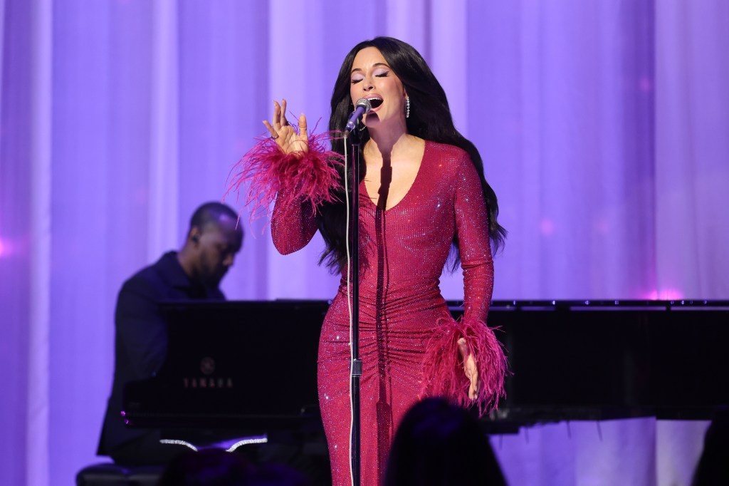 VMAs 2026 best and worst moments: Dolly Parton tributes, Madonna’s bizarre speeches