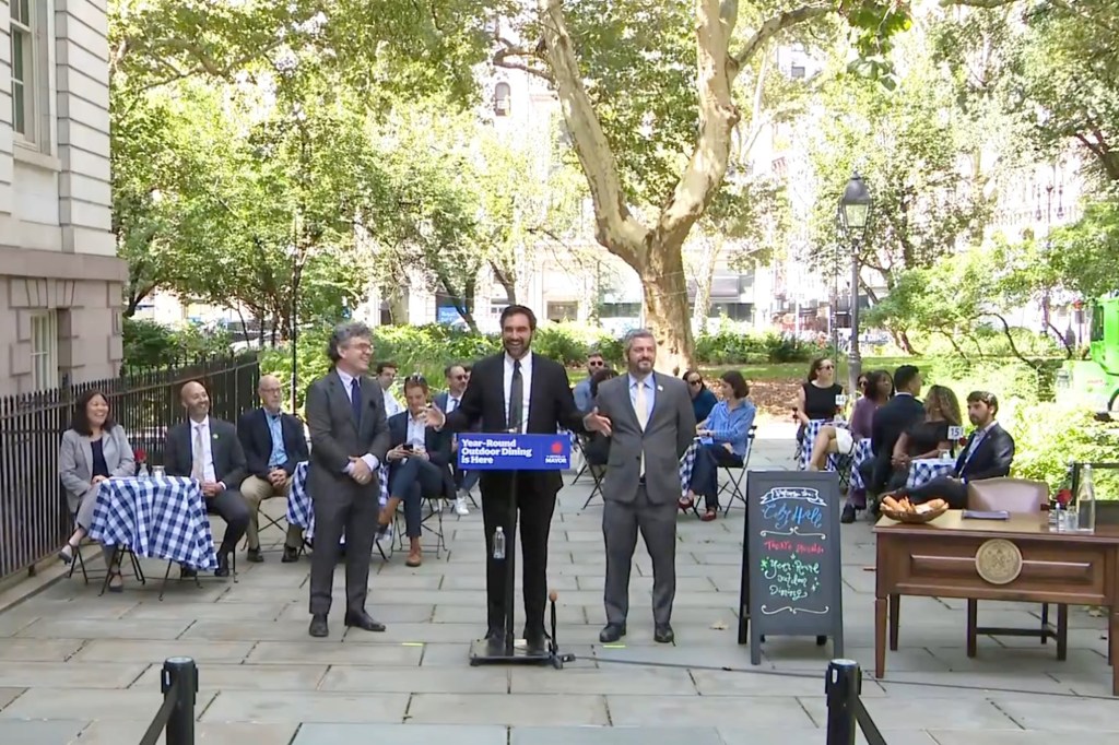 Mamdani signs law for year-round outdoor dining in NYC in social media-ready restaurant setting