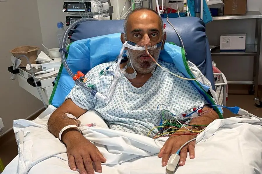Dad-of-three becomes 'sickest patient in the hospital' after eating roast chicken at local bar
