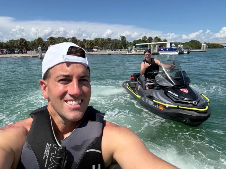 Selfless Utah dad killed by lightning strike trying to help stranded boaters off Florida coast