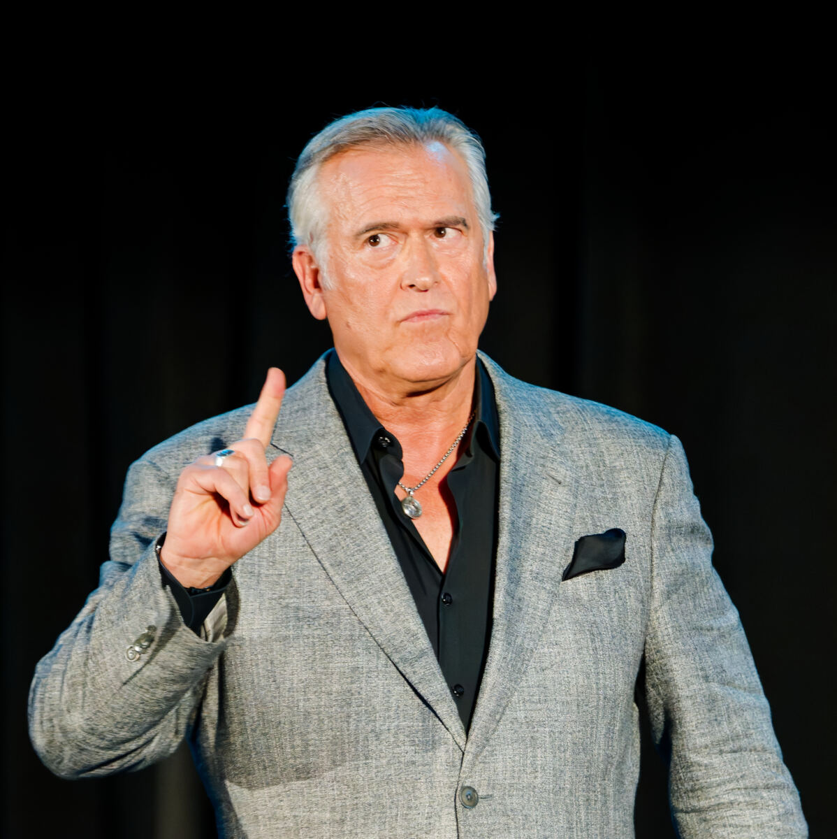 ‘Evil Dead’ star Bruce Campbell reveals he has 5 years to live amid cancer battle: I’m a ‘guy who’s dying’
