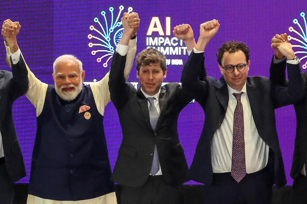 White House may impose ‘limited safeguards’ on AI to prevent apocalypse, mass extinction: source