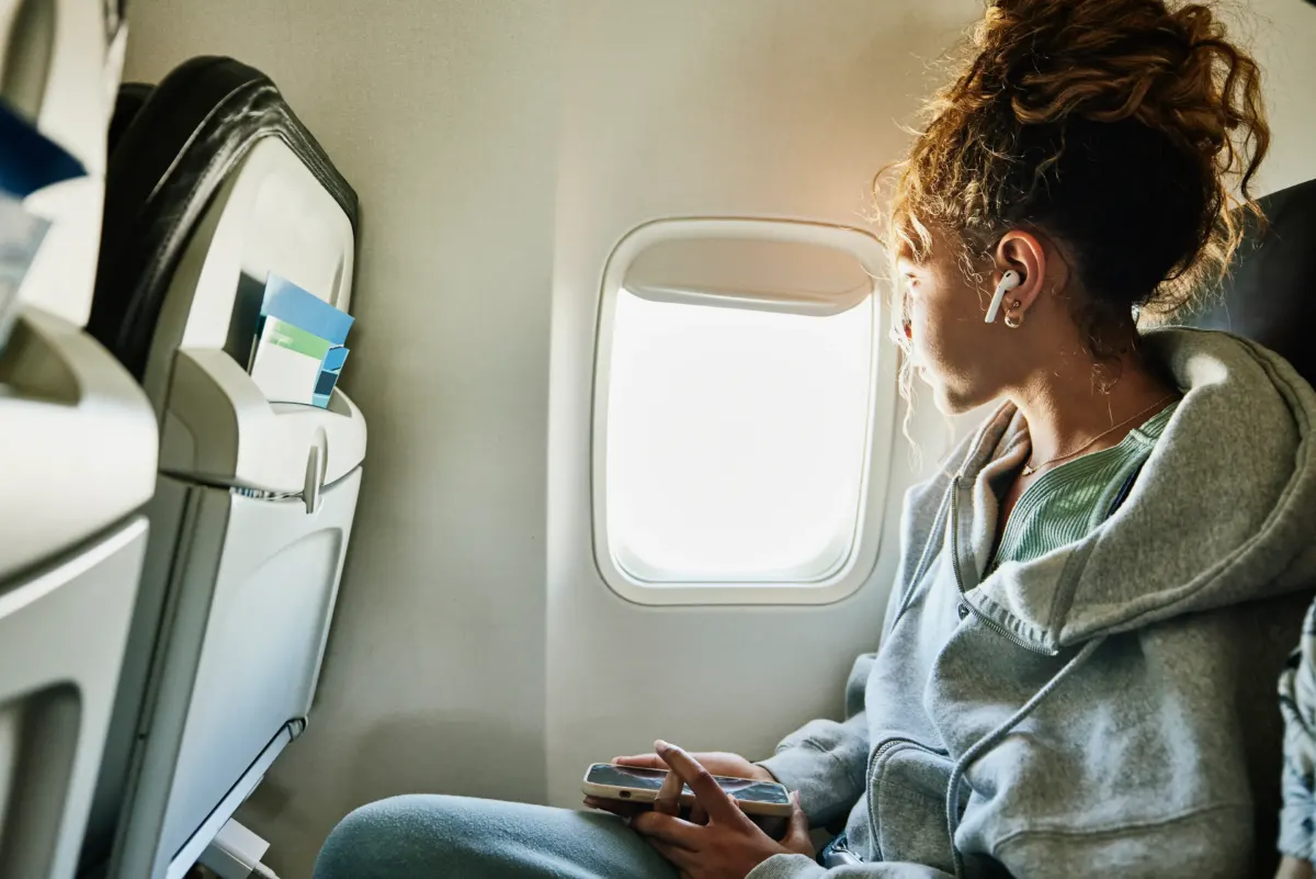 Flight attendant explains why you don't need to worry if you hear a 'loud bang' on a plane after takeoff