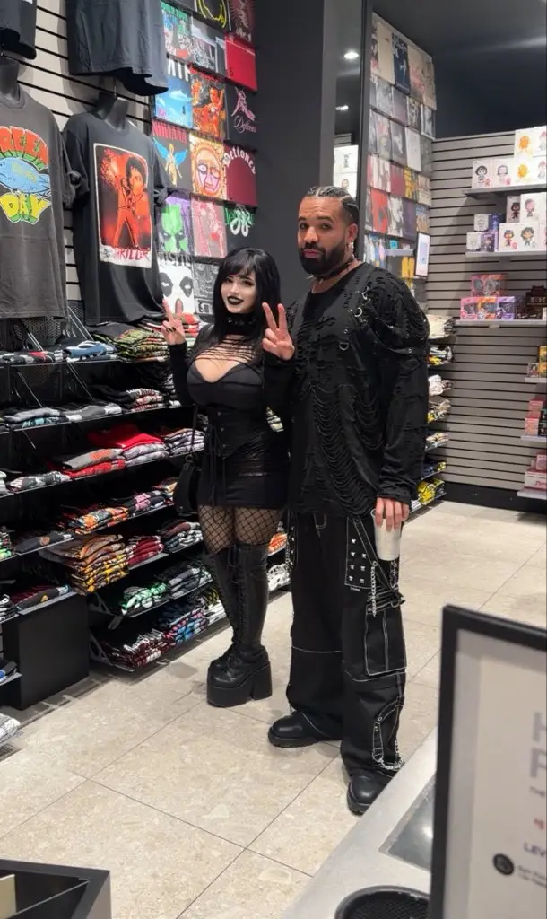 Goth baddie Pinkchyu 'looks unrecognisable' in new livestream vs Drake video