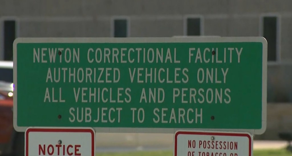 15 people rushed to hospital after possible ‘chemical exposure’ triggers chaotic scene at Iowa prison