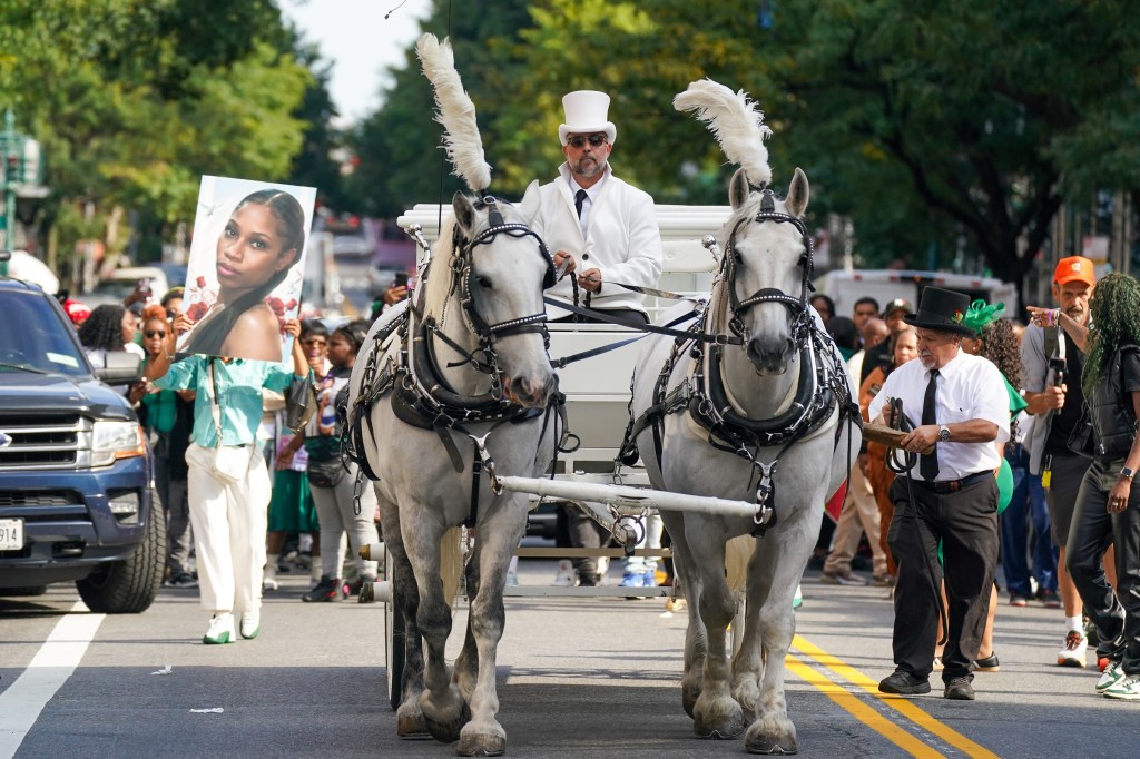 Mourners flood funeral held for tragic NYC mom beaten to death in front of 7-year-old daughter: I’m very devastated