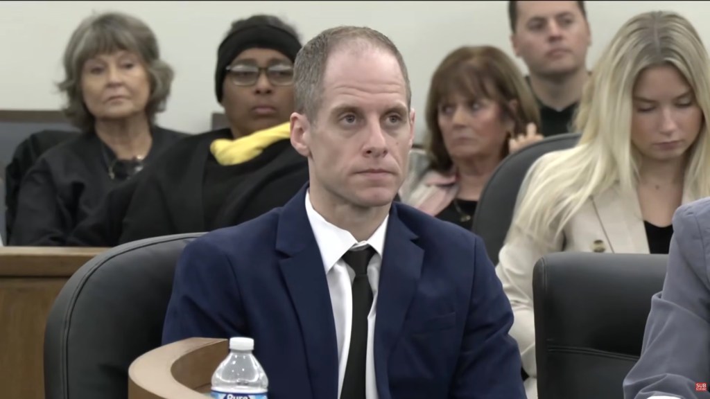 ‘American Idol’ alum Caleb Flynn’s ex-misstress sobs as she reads her text about wanting to kill his wife at murder trial