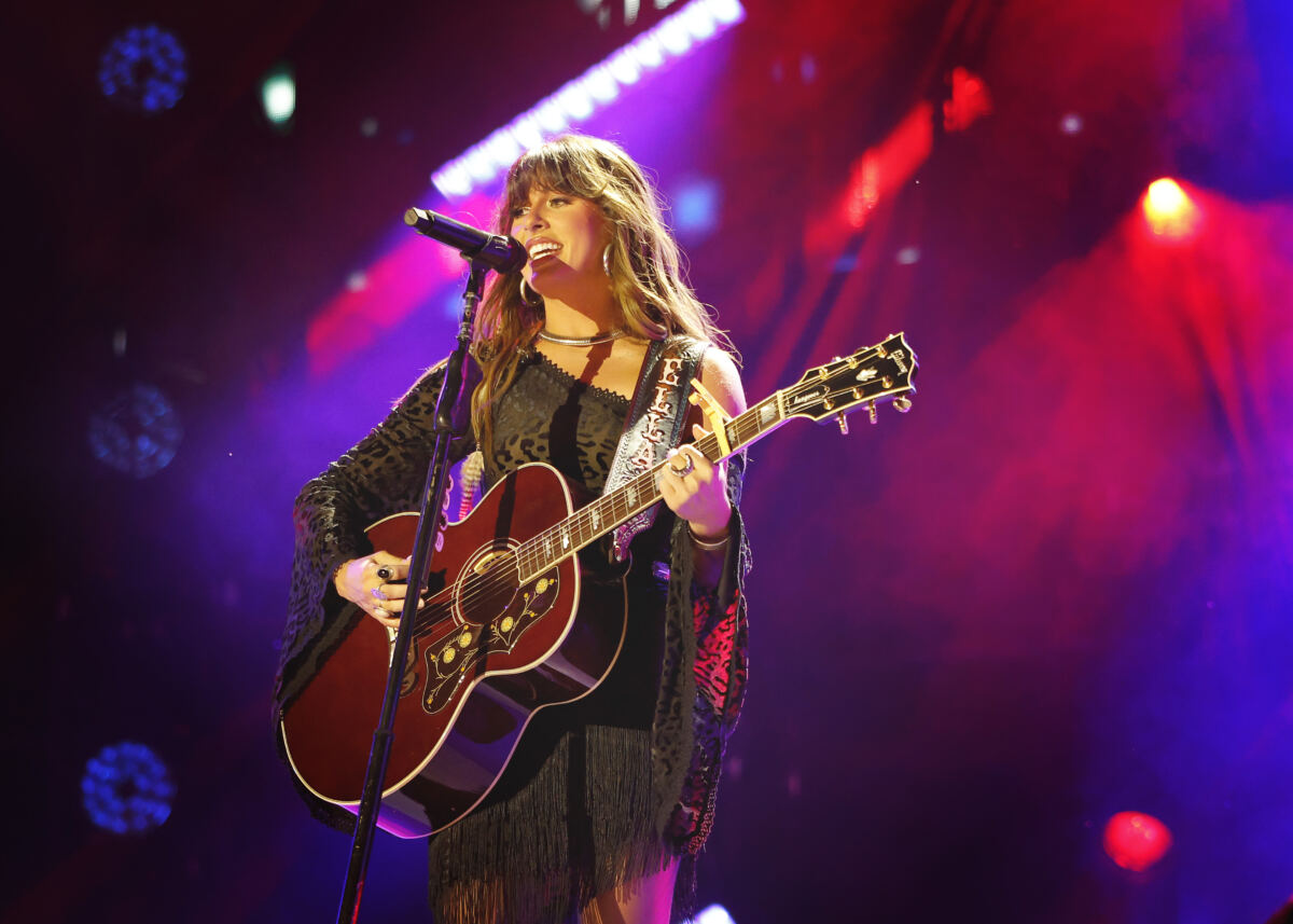 Country star Ella Langley savagely rejects fan’s date proposal amid reported Tucker Wetmore romance