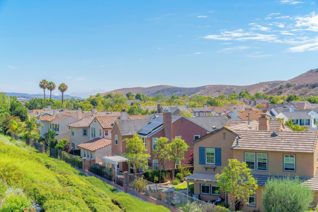 Wealthy California HOA gives ridiculous excuse for spraying deadly chemicals killing kids in rare cancer cluster catastrophe