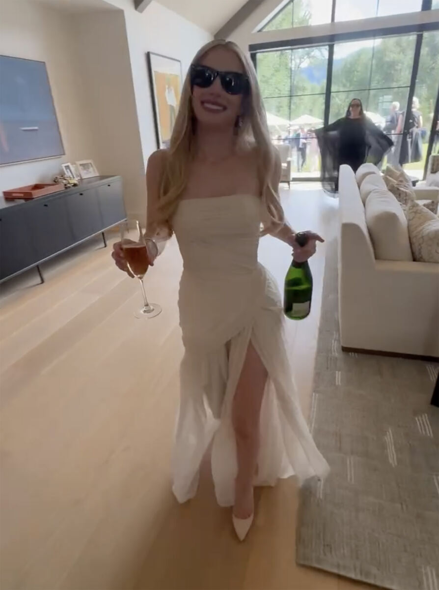 Emma Roberts has ‘no regrets’ about ‘weird’ wedding dress