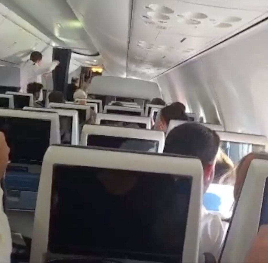 FlyDubai passengers cower and scream as plane plunges 18K feet in suspected ‘jihadist terrorist attack’