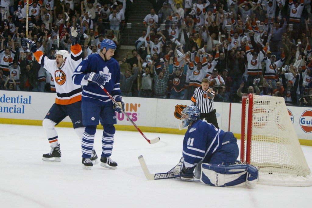 Islanders superfan’s 9/11 ‘always believe’ sign still inspires — 25 years after terror attacks