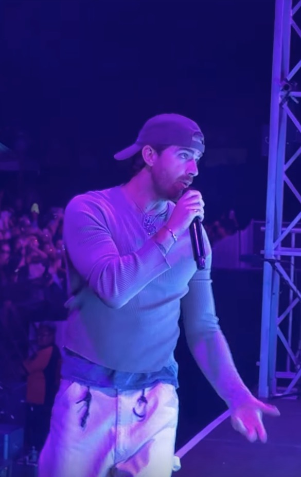 14 fans rushed to the hospital at Chainsmokers’ California concert, second incident in weeks