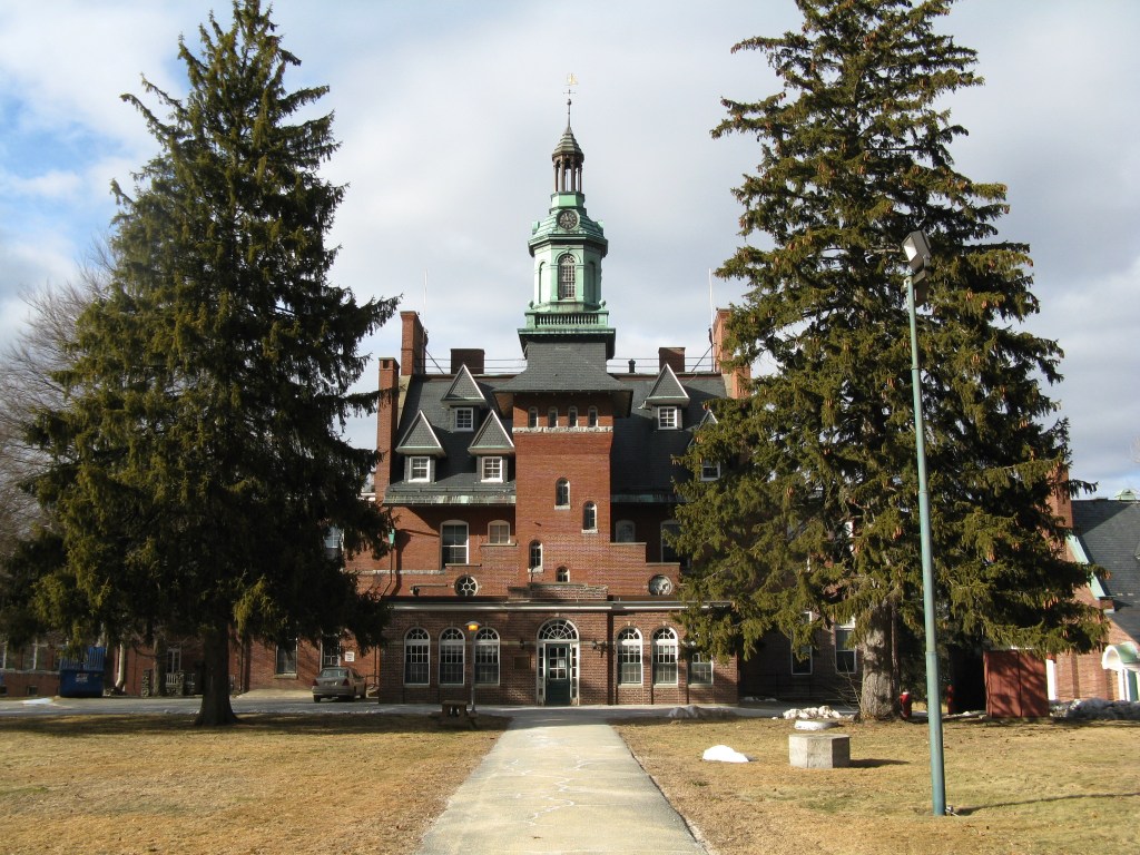 Inside Lindsay Clancy’s life at psych hospital where she’ll remain following mistrial