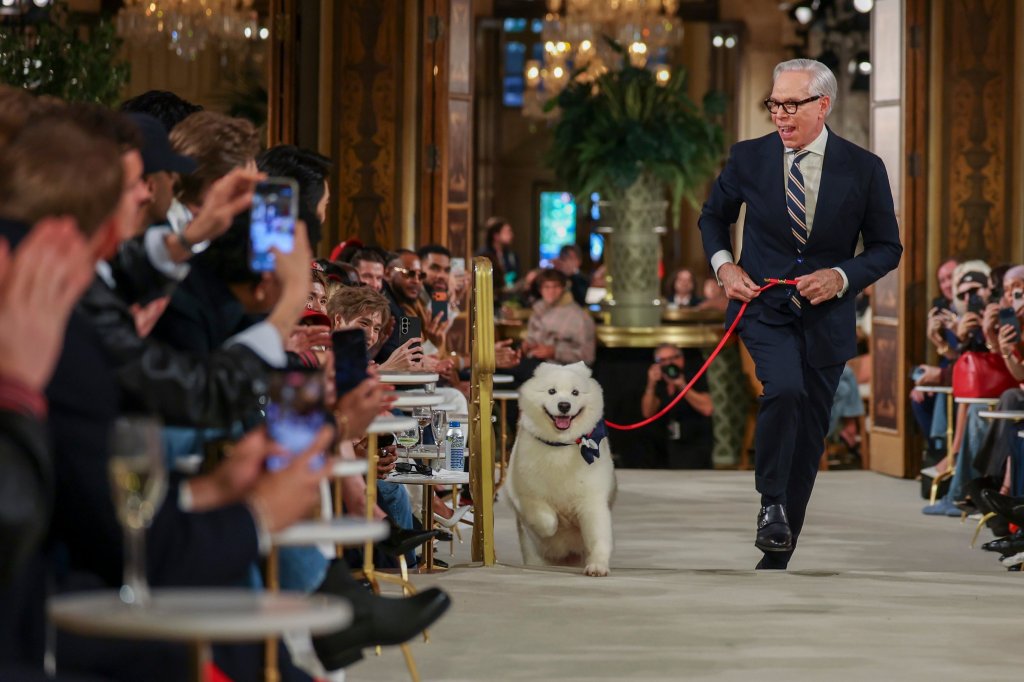 Did Taylor Swift and Travis Kelce’s dog Wendy just make her runway debut?
