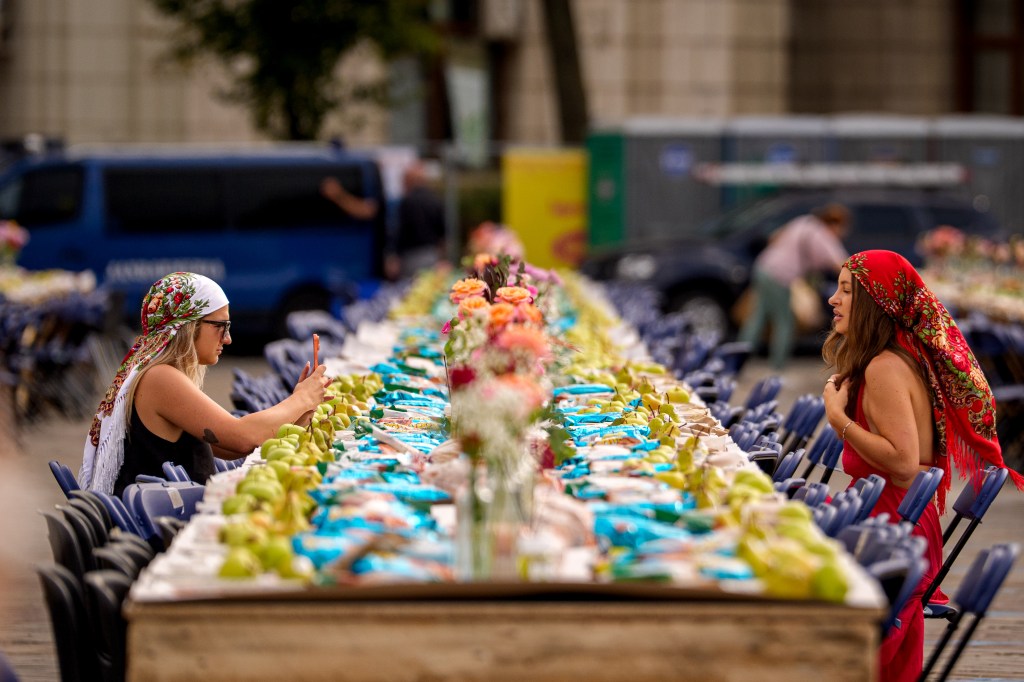 Romania sets Guinness record with miles-long table, raises funds for pediatric psychiatry hospital
