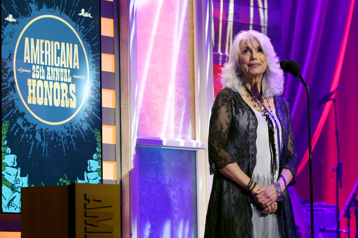 Dolly Parton posthumously accepts Lifetime Achievement Award in video recorded before death