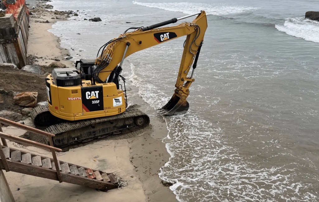 Billionaire Brewers owner ordered to spend $2 million returning sand he ‘stole’ from California beach to protect his Malibu mansion