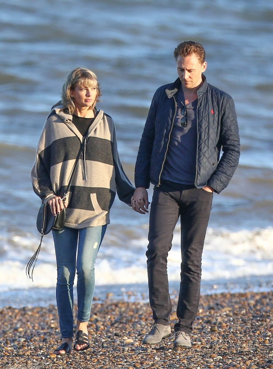 Why fans are convinced Taylor Swift’s ‘Pink Clouding’ apology is for ex Tom Hiddleston