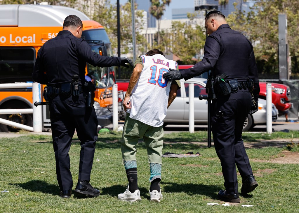 LA’s top prosecutor hosts picnic in notorious LA park as police ramp up sweeps in crime-ridden green space