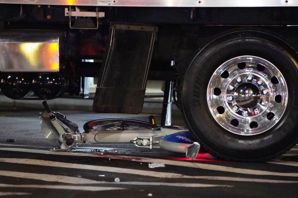 Truck plows into 2 teens riding bike in NYC, killing one of them: cops