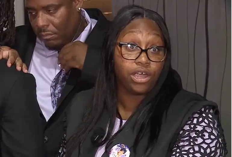Family expecting to see late mom in casket discover a stranger after funeral home 'cremated wrong woman'