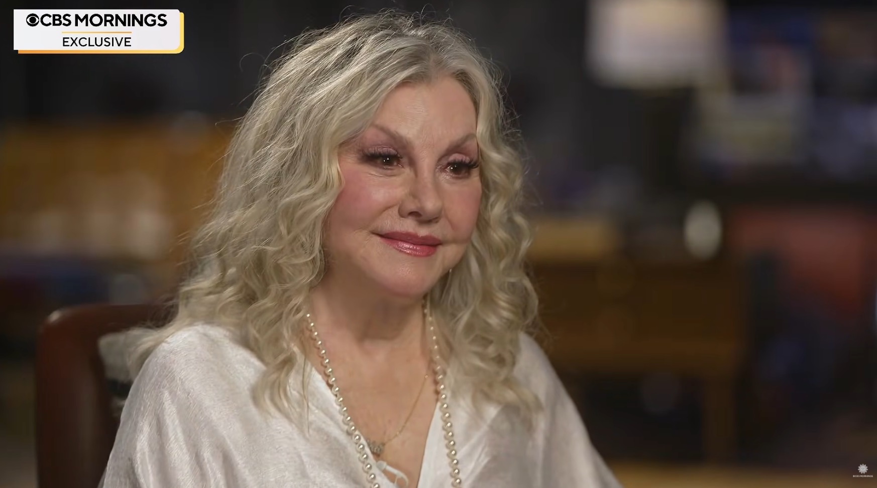 Dolly Parton hid cancer battle from ‘a lot of the family,’ sister confirms