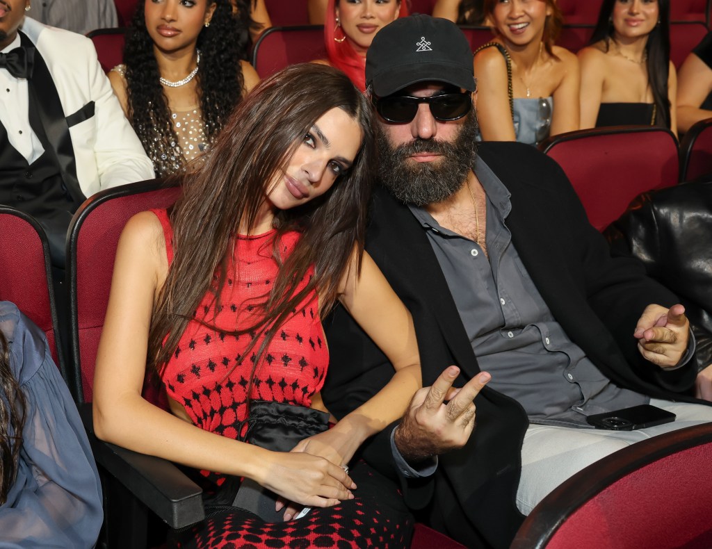 Emily Ratajkowski’s daring VMAs 2026 look included a nod to boyfriend Romain Gavras